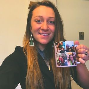 Meet your Posher, Jillian